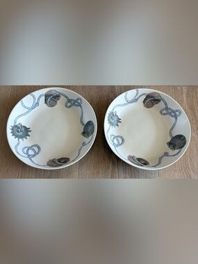 2 - THRESHOLD STUDIO MCGEE MELAMINE COASTAL  SHELL - DINNER BOWLS NEW W/ STICKER